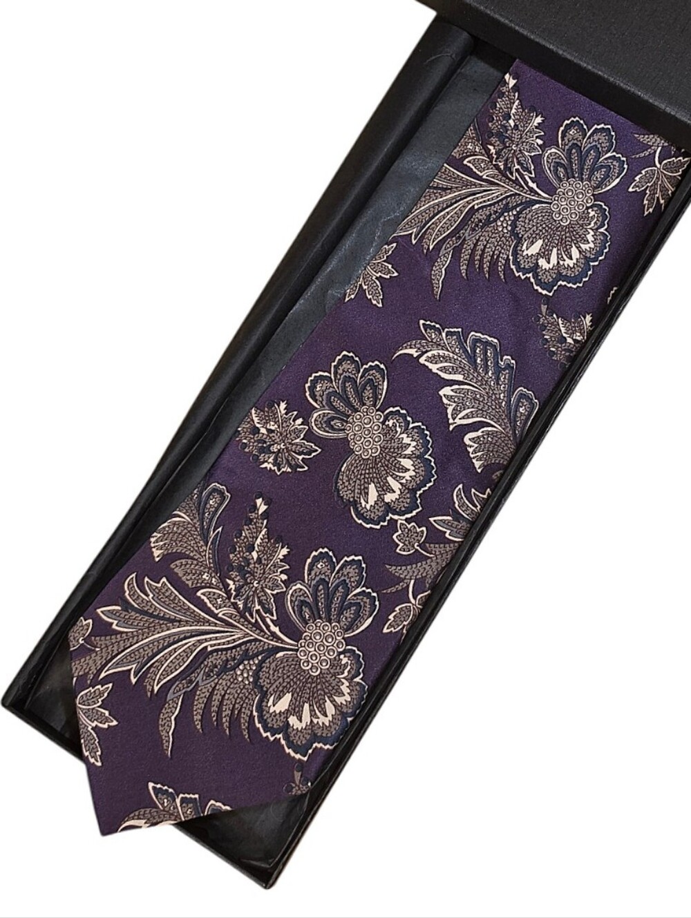 CHRISTIAN DIOR TIE - Picture 12 of 13